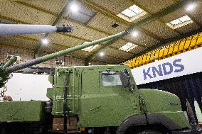 Illustrations of the military defence system supplier KNDS - Versailles AJ