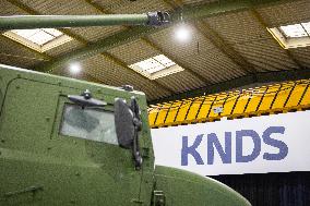 Illustrations of the military defence system supplier KNDS - Versailles AJ