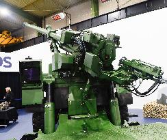 Vautrin Visit the Military Defence System Supplier KNDS - Versailles