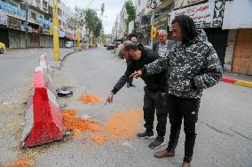 Two Palestinians Killed In Hebron - Palestine