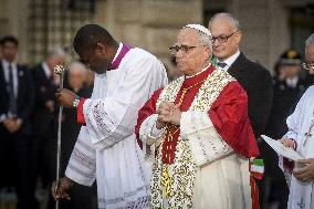 Pope Leo XIV's Traditional Homage To The Immaculate Conception - Rome
