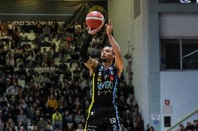 BASKET - Serie A - Vanoli Basket Cremona vs Openjobmetis Varese