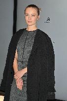 Louise Premiere - Paris