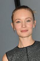 Louise Premiere - Paris