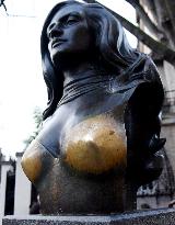 Dalida Statue in Montmartre - Paris