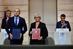 President Macron And PM Plenkovic Signing Ceremony - Paris