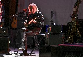 Joe Walsh Julien’s auction preview