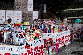 Melania Trump Participates in a Fundraiser for Toys for Tots