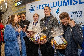 Estonian swimming team arrived at Tallinn Airport