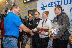Estonian swimming team arrived at Tallinn Airport