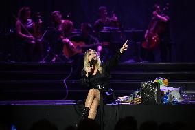 Lara Fabian Concert - Paris