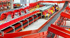 Intelligent Sorting Warehouse for Express Delivery