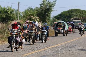 Cambodian Villagers Flee Their Homes Near the Cambodia-Thailand