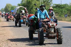 Cambodian Villagers Flee Their Homes Near the Cambodia-Thailand