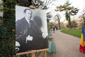 Inauguration of the Nicolae Titulescu walkway by Anne Hidalgo and the President of Romania - Paris AJ