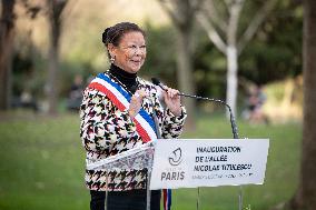 Inauguration of the Nicolae Titulescu walkway by Anne Hidalgo and the President of Romania - Paris AJ