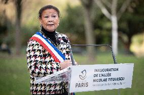 Inauguration of the Nicolae Titulescu walkway by Anne Hidalgo and the President of Romania - Paris AJ