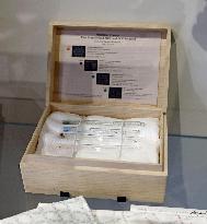 Nobel laureate Kitagawa donates MOF to museum