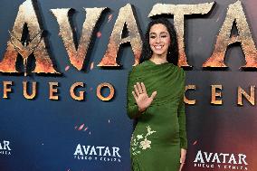 Oona Chaplin At Avatar Fire And Ash Premiere - Madrid