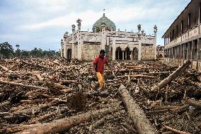 Landslides Destroy Aceh Villages - Indonesia