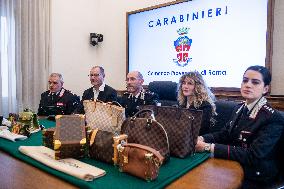 Carabinieri Return Stolen Bags In Press Conference - Rome