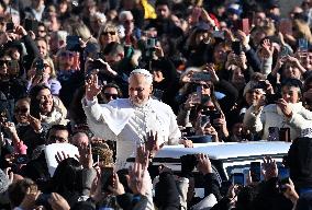 Pope Leo XIV Leads The General Audience - Vatican