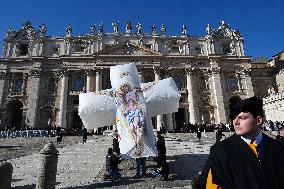 Pope Leo XIV Leads The General Audience - Vatican