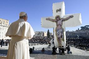 Pope Leo Leads The General Audience - Vatican