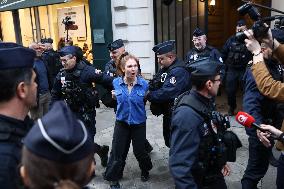 Nicolas Sarkozy at His First Book Signing for Le Journal D'un Prisonnier - Paris