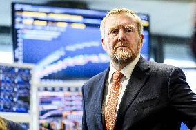 King Willem-Alexander Visits General Treasury Agency - The Hague