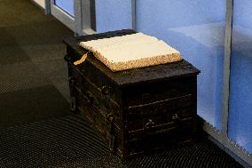 King Willem-Alexander Visits General Treasury Agency - The Hague