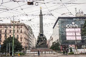 Piazza Del Duomo Monument Reopens in 5 Days - Milan