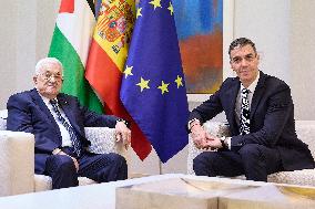 PM Sanchez Receives President Abbas - Madrid