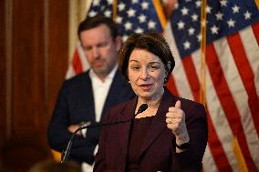 Press conference held by Senate Minority leadership