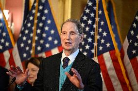 Press conference held by Senate Minority leadership