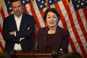 Press conference held by Senate Minority leadership