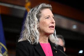 Radio/TV Gallery press conference held by republican House leadership