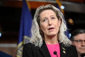 Radio/TV Gallery press conference held by republican House leadership