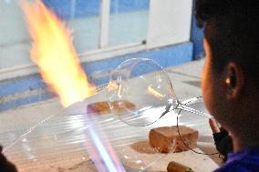 Production of Christmas Glass Spheres - Mexico