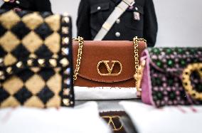 Carabinieri Return Stolen Bags In Press Conference - Rome