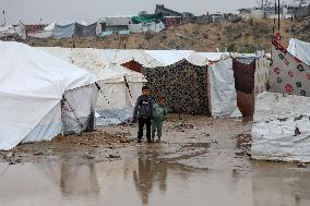 A Winter Storm Chills Gaza and Floods Tent Camps - Palestine