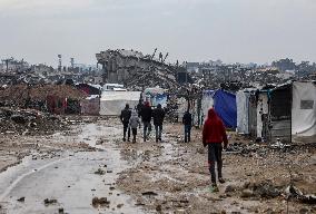 A Winter Storm Chills Gaza and Floods Tent Camps - Palestine