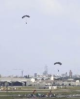 U.S. military parachute drill