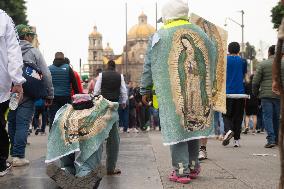 Pilgrims Continue Their Journey Toward Basilica of Guadalupe - Mexico