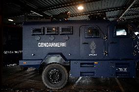 Minister of The Interior Nunez Visits BRI and GIGN - Versailles