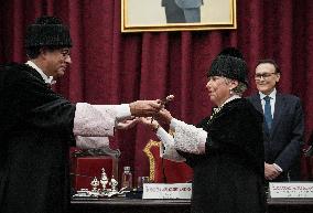 Carmen Vargas Takes Office as Rector - Seville