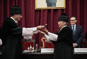 Carmen Vargas Takes Office as Rector - Seville
