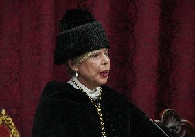 Carmen Vargas Takes Office as Rector - Seville