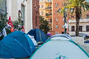 Researchers Protest At CNR Headquarters - Rome