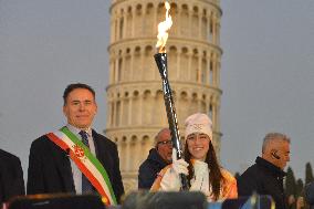 Arrival Of Olympic Flame in the Piazza dei Miracoli - Pisa